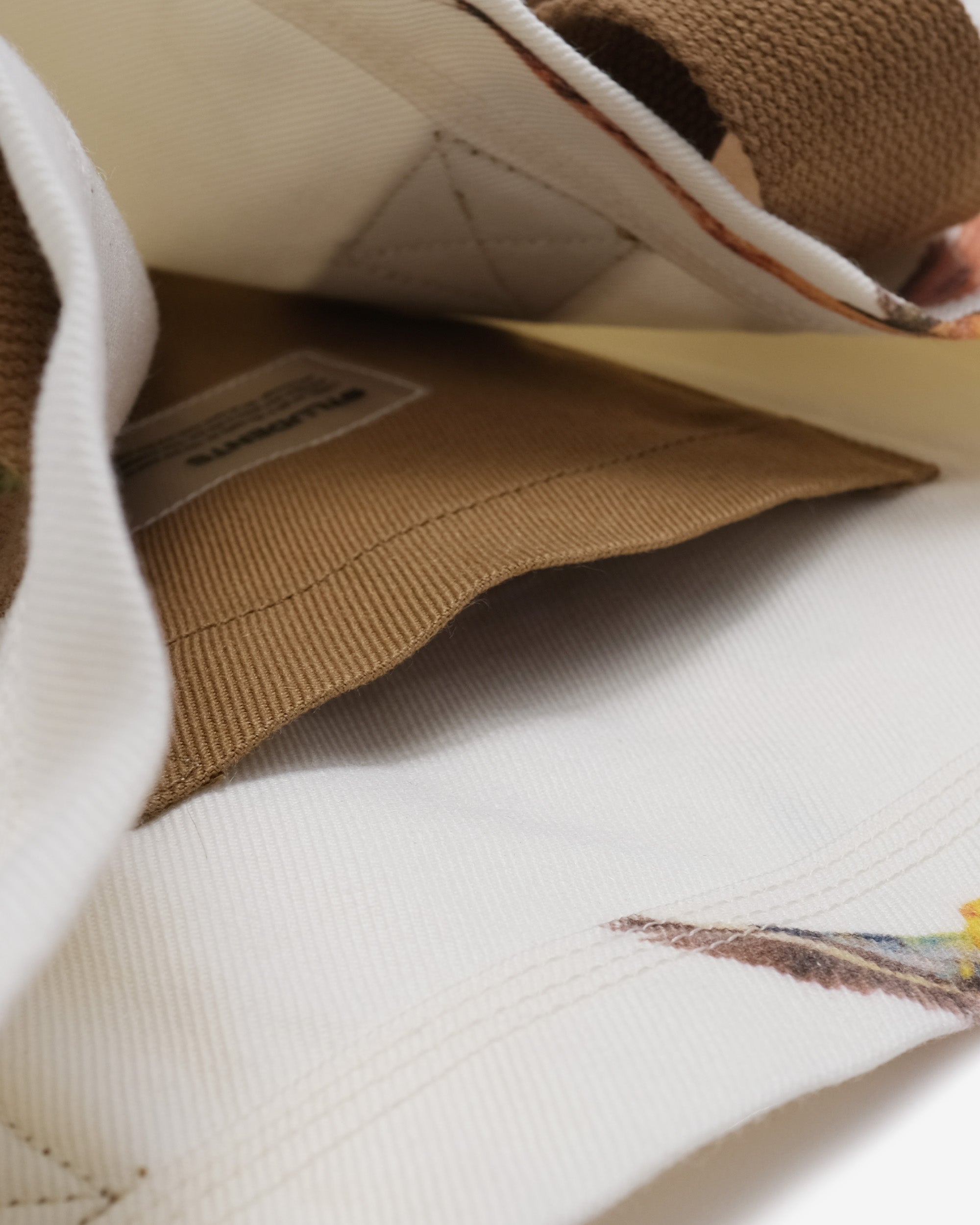 Students Golf - Bird Studies Tote Bag